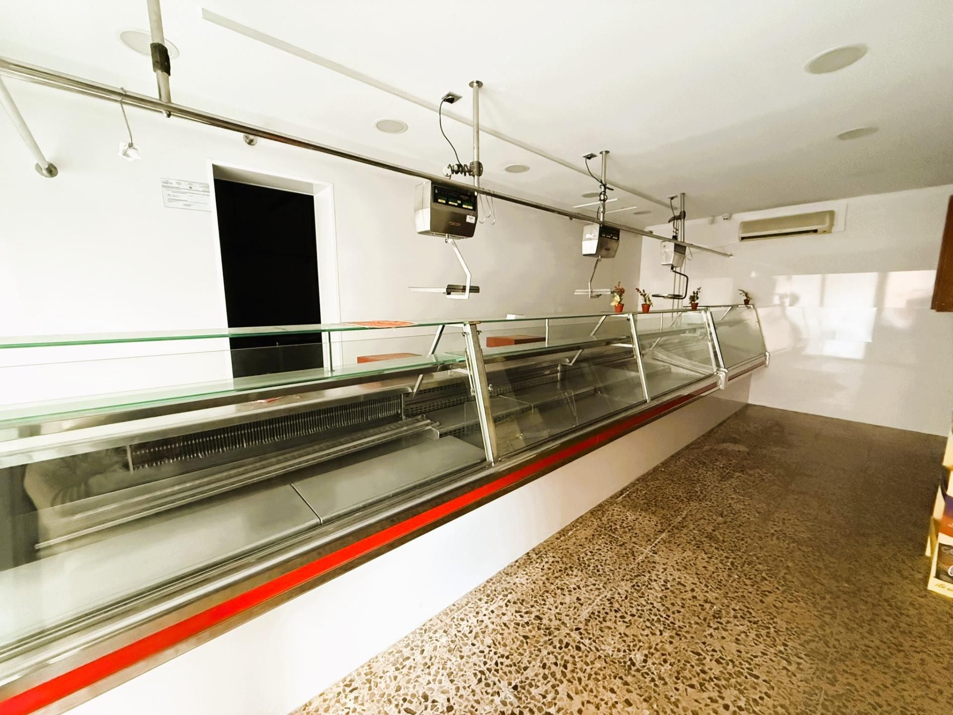 Premises for sale in Carrer MALLORCA DE, 59, Els Merinals