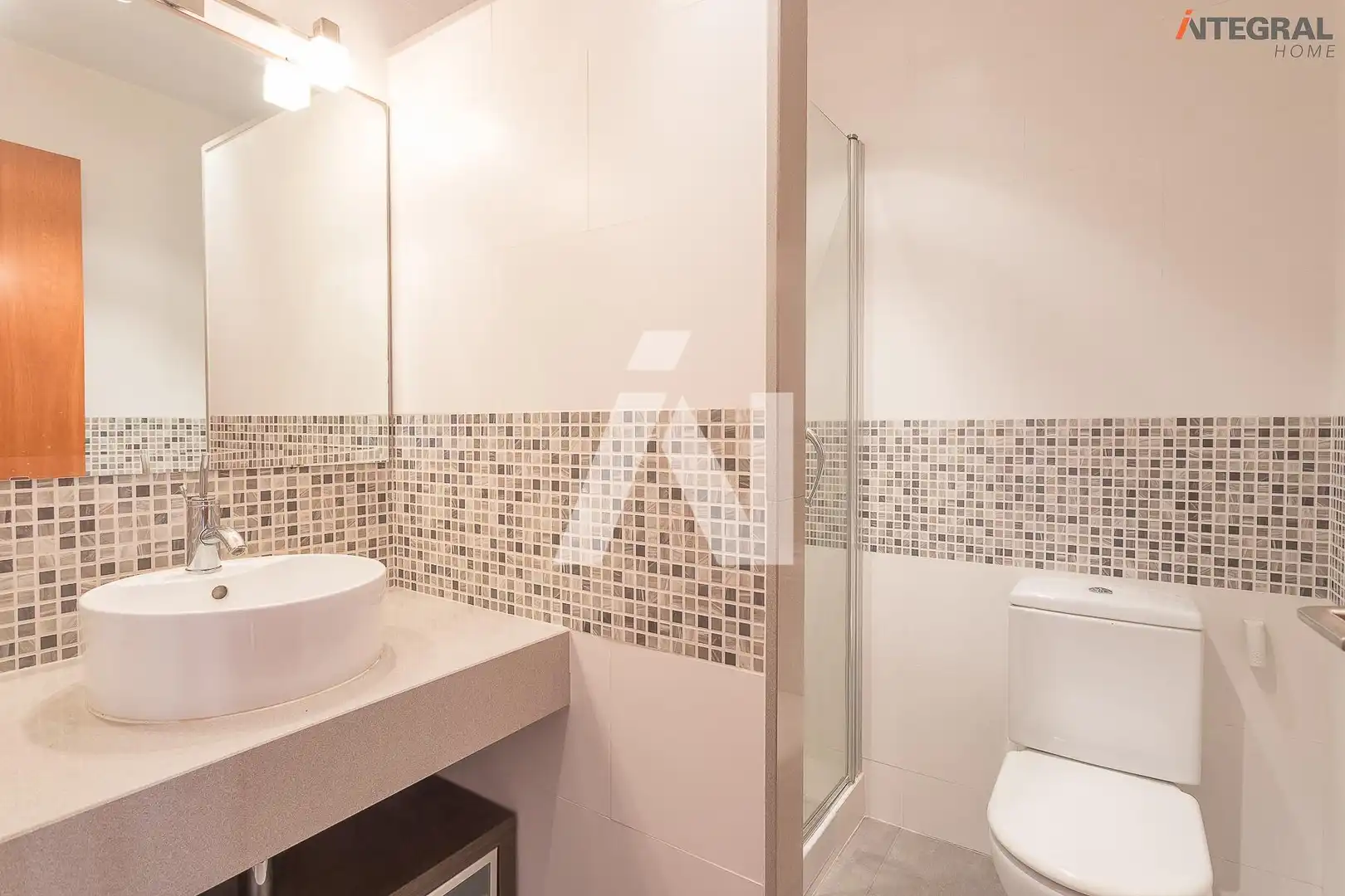 Bathroom of Detached homes for rent in Vilassar de Mar