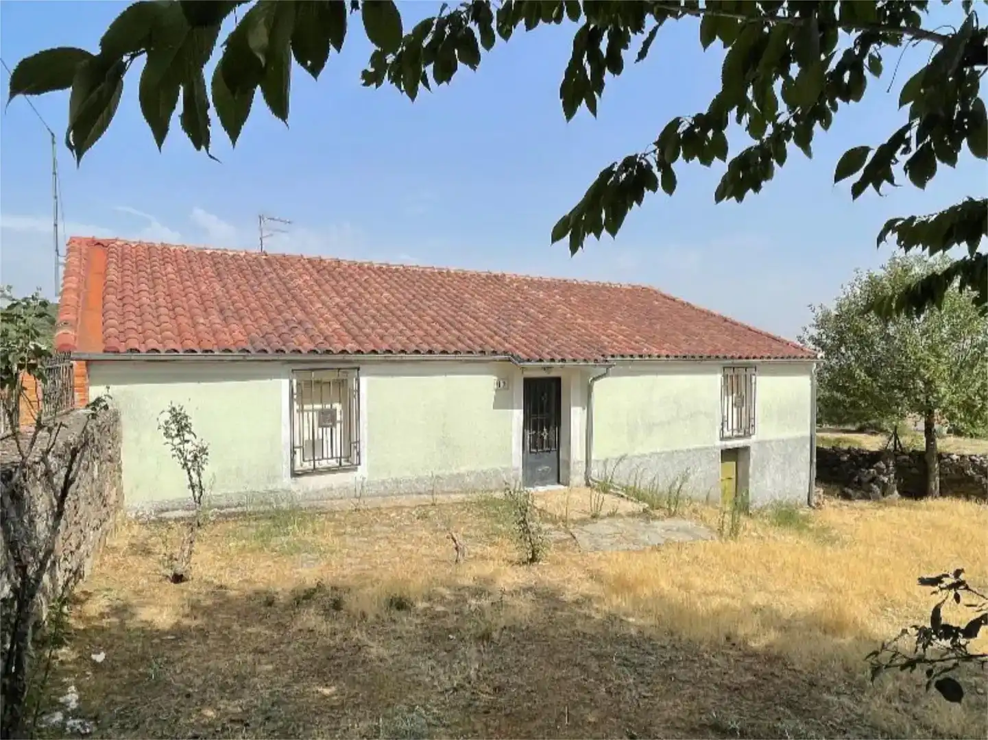 Vista exterior de Piso en venta en Las Veguillas  con Jardín privado y Trastero