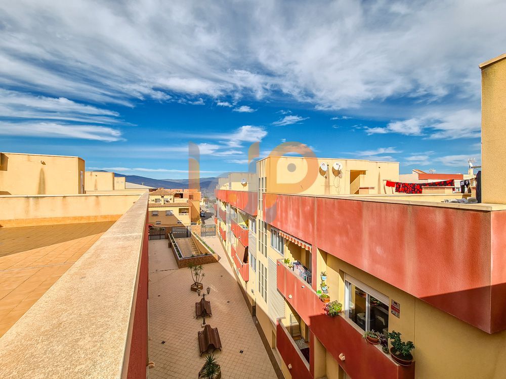 Vista exterior de Pis en venda en Alhama de Almería amb Balcó