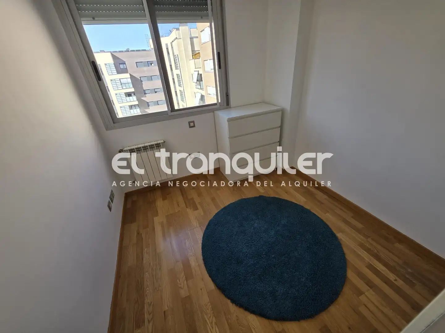 Bedroom of Flat for rent in Madrid  with Air Conditioner, Parquet flooring and Storage room