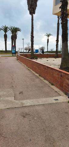 Local comercial en Alquiler en Carrer Muga-Delta, 17D en Muga - Gran Reserva - Badia