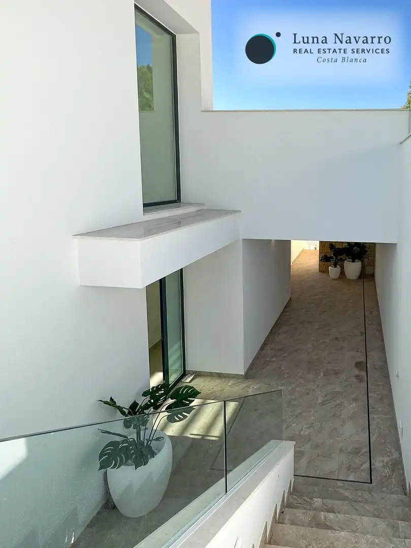 Detached house with pool for sale in Calle Media, imagen 14