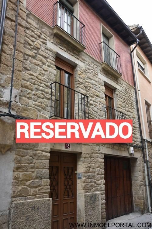 Flat for sale in Olite / Erriberri