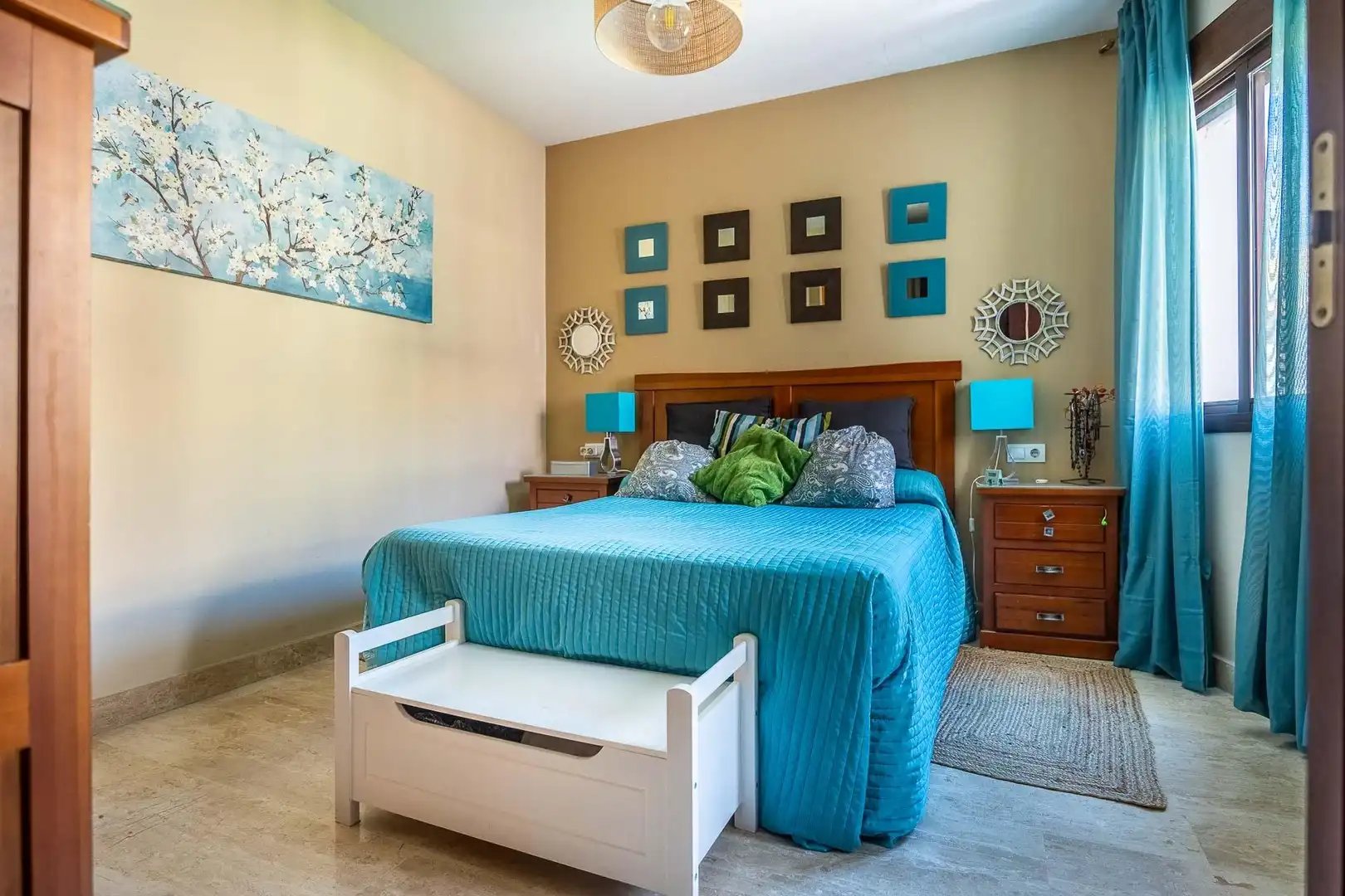 Schlafzimmer von Einfamilien-Reihenhaus zum Verkauf in Sevilla mit Klimaanlage und Abstellraum