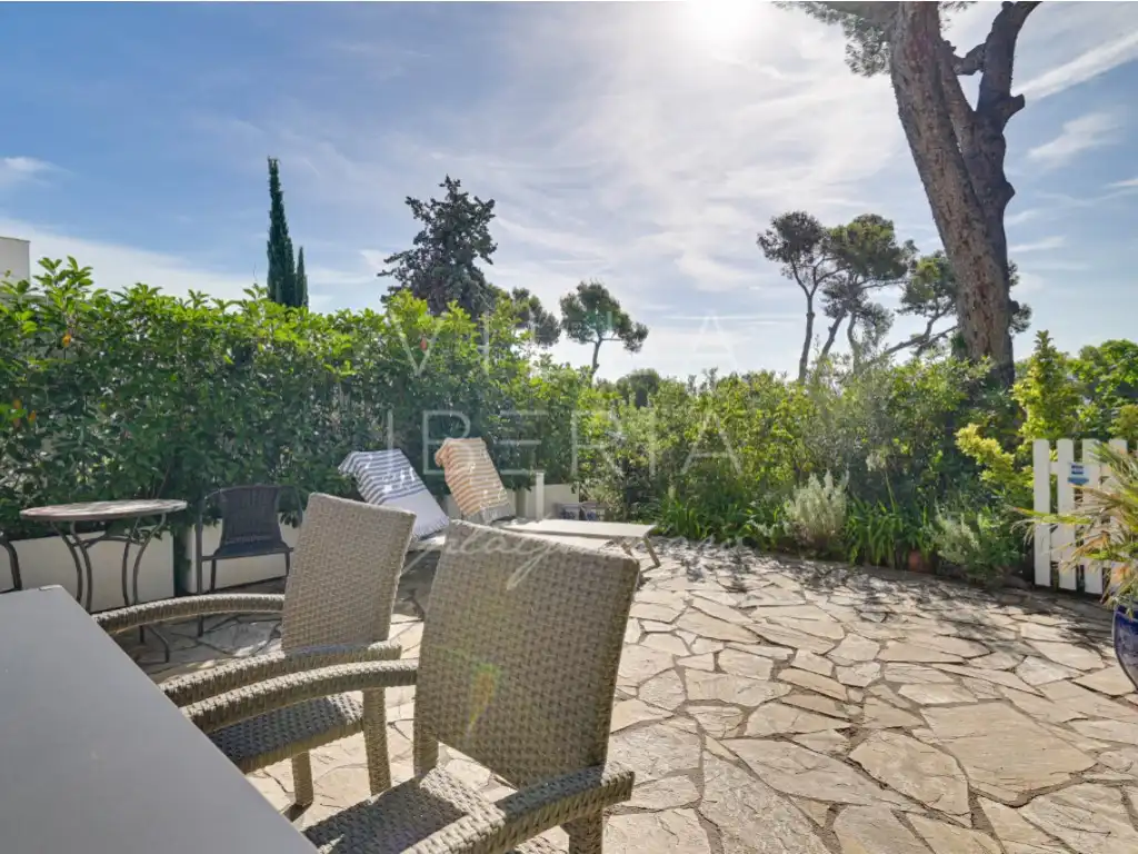 Terrasse von Wohnungen zum Verkauf in Calonge i Sant Antoni mit Klimaanlage, Privatgarten und Terrasse