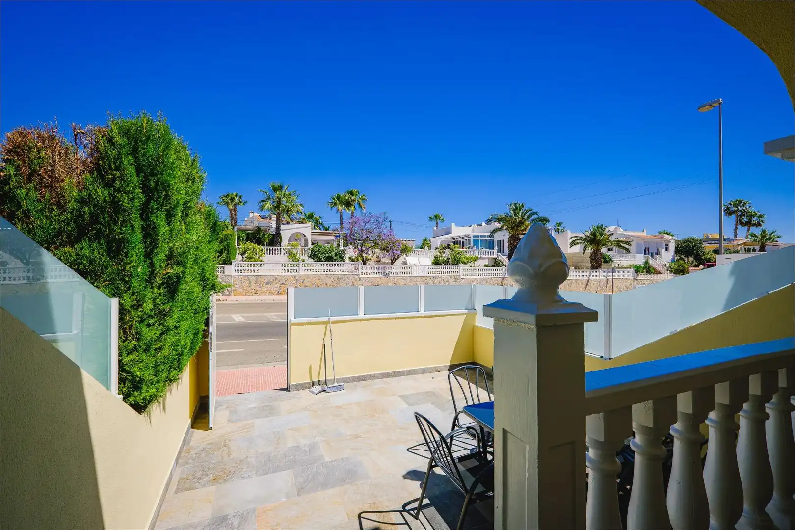 Terraza de Casa adosada en venta en Orihuela con Aire acondicionado, Calefacción y Jardín privado