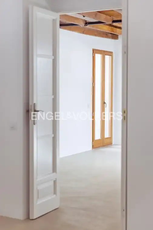 Flat for rent in Madrid  with Air Conditioner, Heating and Balcony