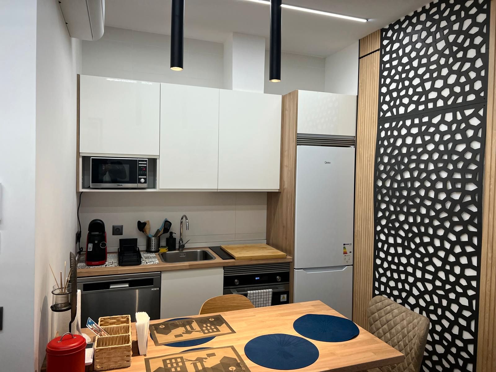 Cuina de Pis en venda en Vigo  amb Aire condicionat, Calefacció i Parquet