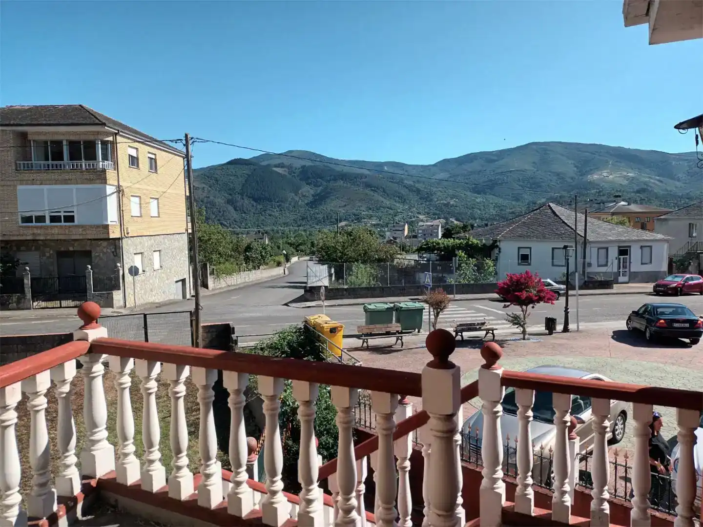 Vista exterior de Piso en venta en Quiroga con Parquet, Trastero y Amueblado