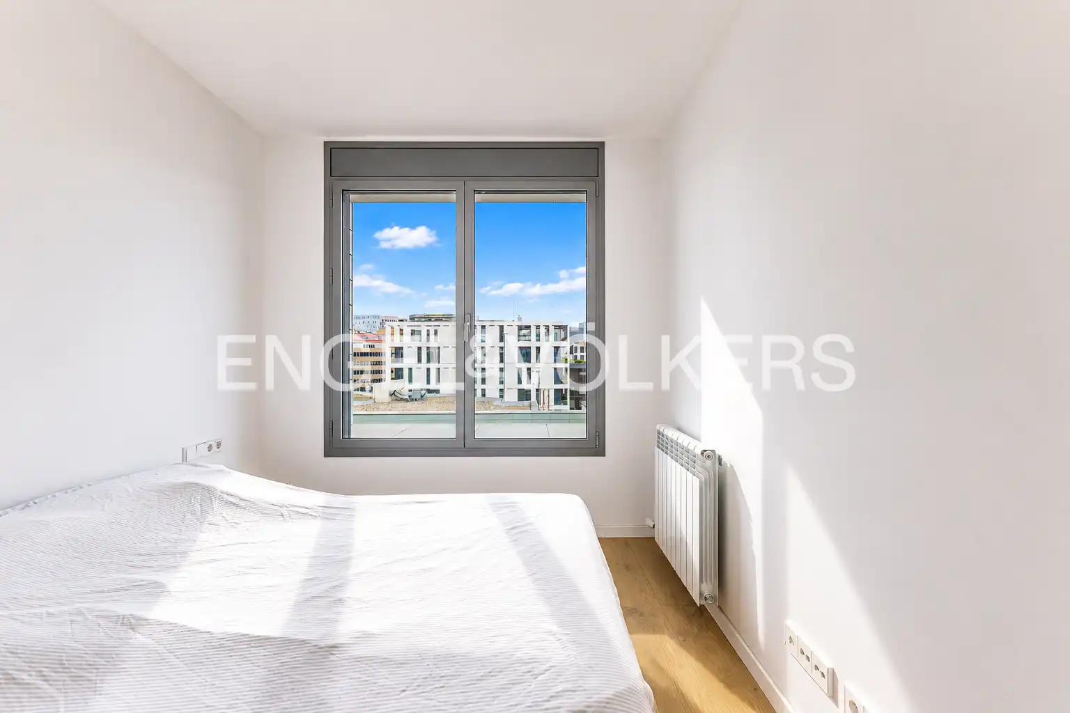 Bedroom of Flat for sale in Barcelona  with Air Conditioner, Heating and Terrace