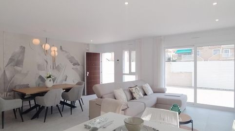 Apartamentos bajos totalmente reformados en Torreblanca, Torrevieja, imatge 2