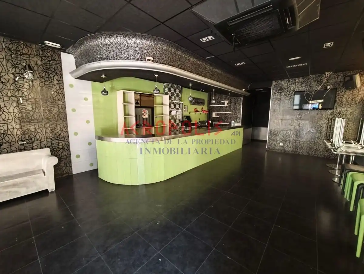 Local comercial de lloguer a Benavente, imagen 2
