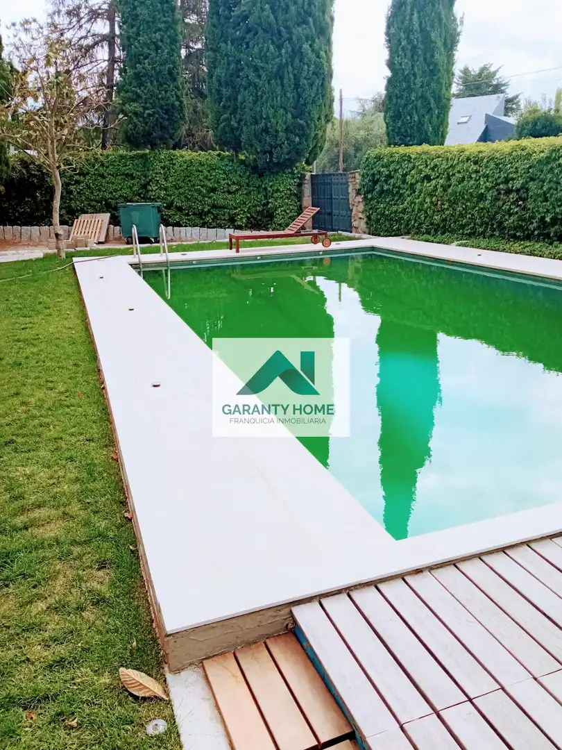 Swimming pool of Flat for rent in Las Rozas de Madrid  with Air Conditioner, Heating and Private garden