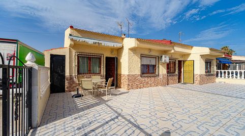 Foto 2 de Casa o chalet en venta en Calle Calle Verano, Zona Carrefour - Urbanizaciones, Torrevieja