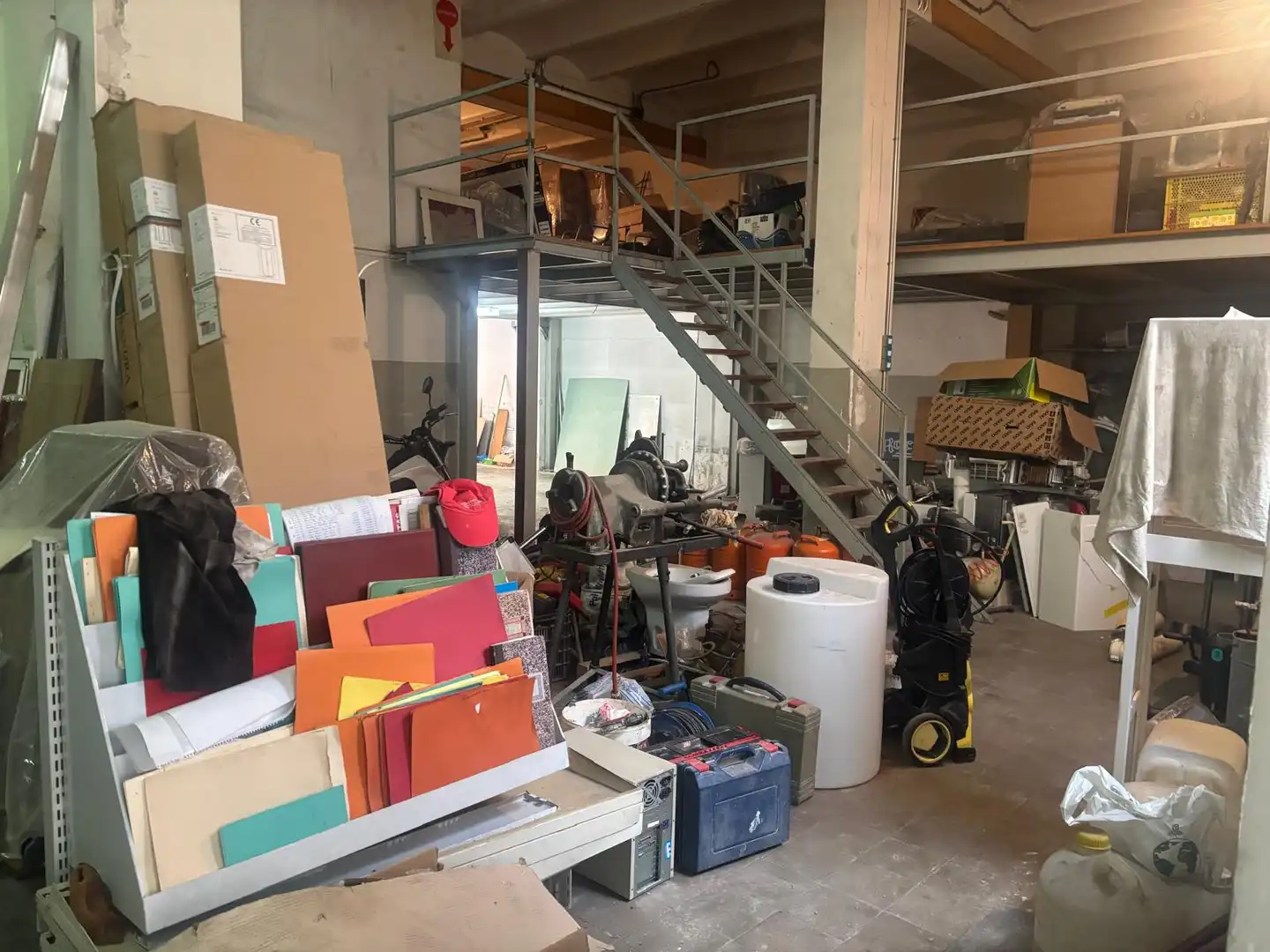 Local comercial en venda a CID, imagen 2