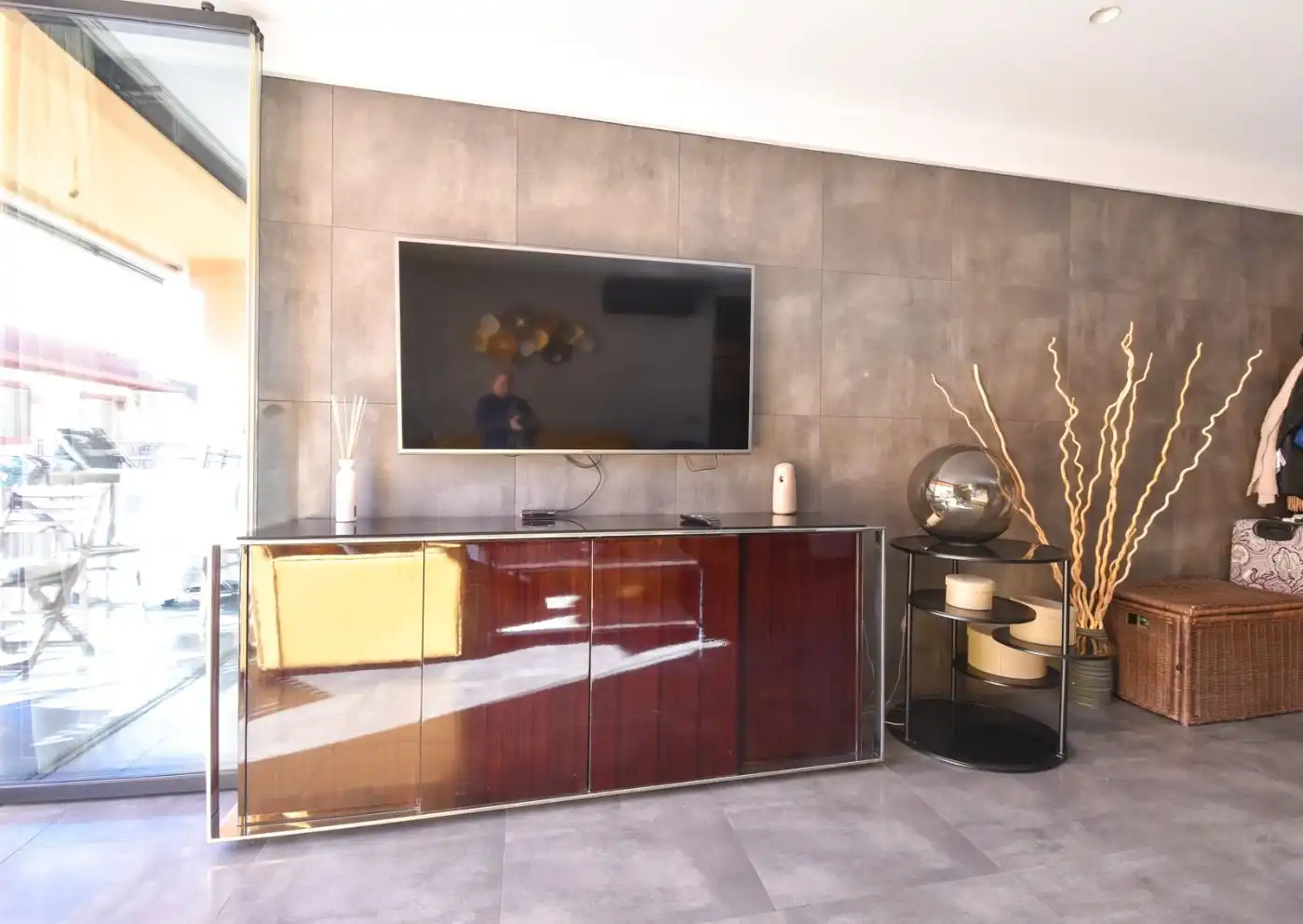 Sala de estar de Piso de alquiler en Fuengirola con Aire acondicionado, Calefacción y Terraza