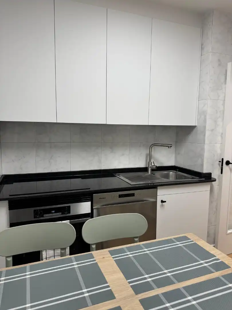 Cocina de Piso de alquiler en Santiago de Compostela  con Amueblado