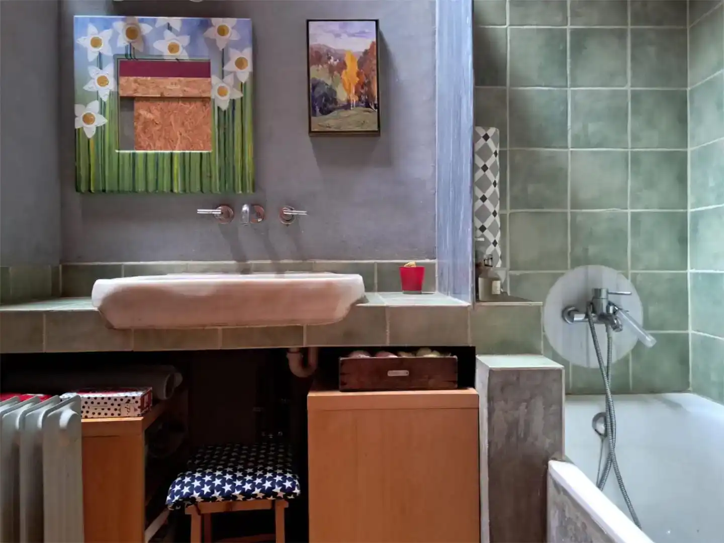Baño de Piso en venta en Olot con Jardín privado, Parquet y Amueblado