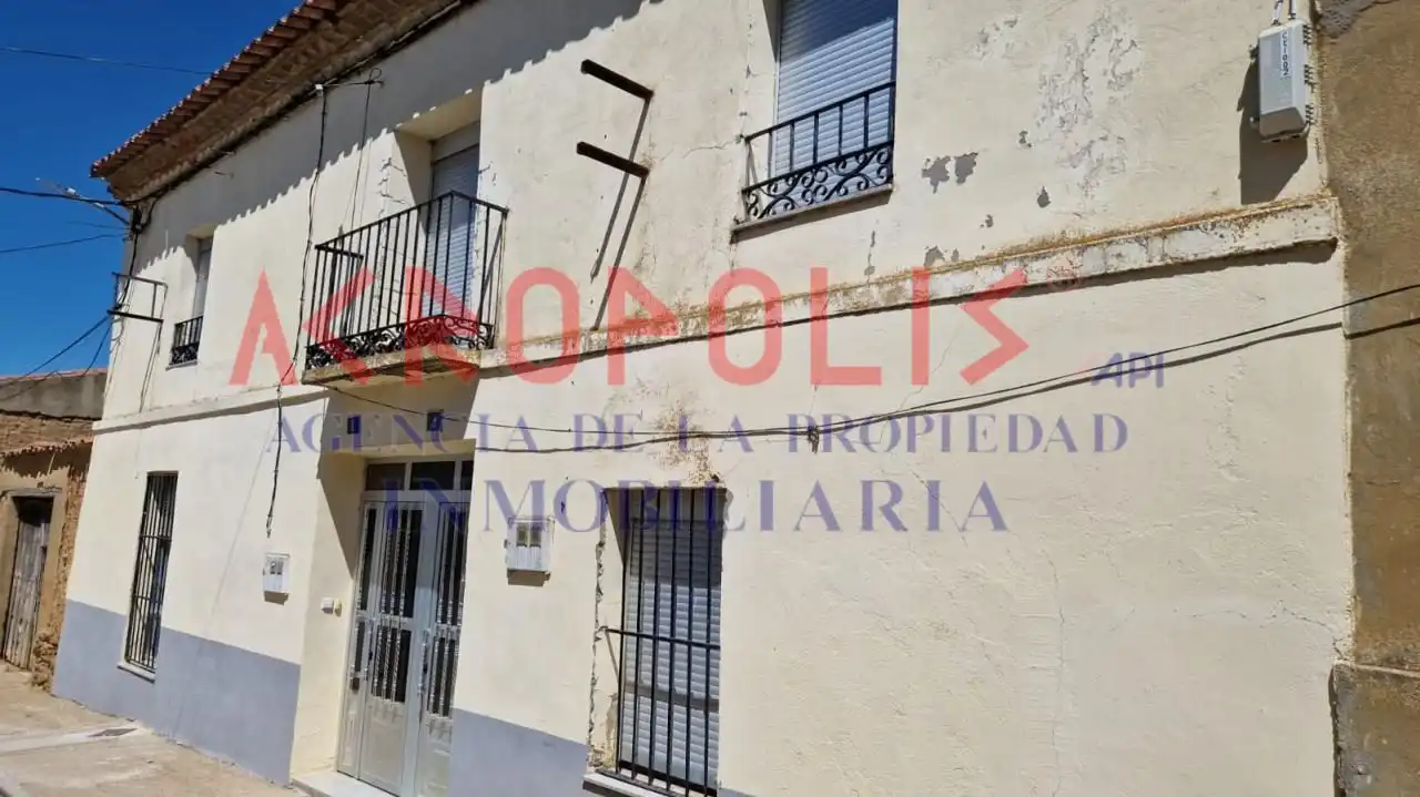 Vista exterior de Casa o chalet en venta en Villalobos con Calefacción
