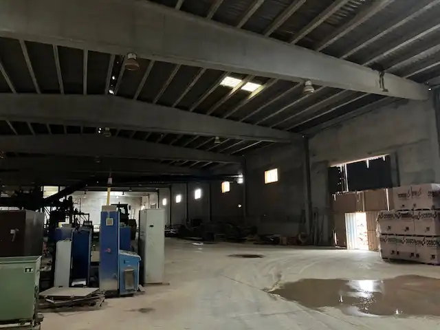 Fabrikhallen zum Verkauf in Alcolea de Cinca