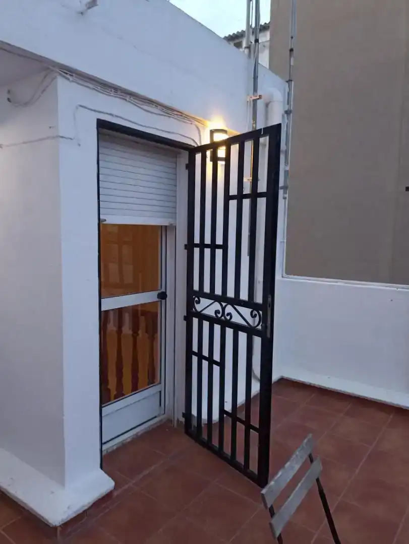 Terrasse von Maisonette zur Miete in Valencia mit Klimaanlage, Abstellraum und Möbliert