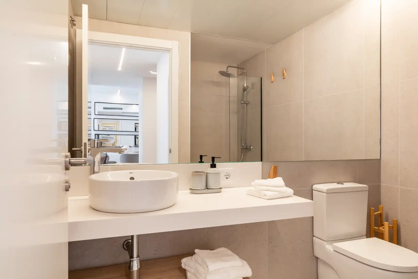 Baño de Piso en venta en Badalona con Terraza y Trastero