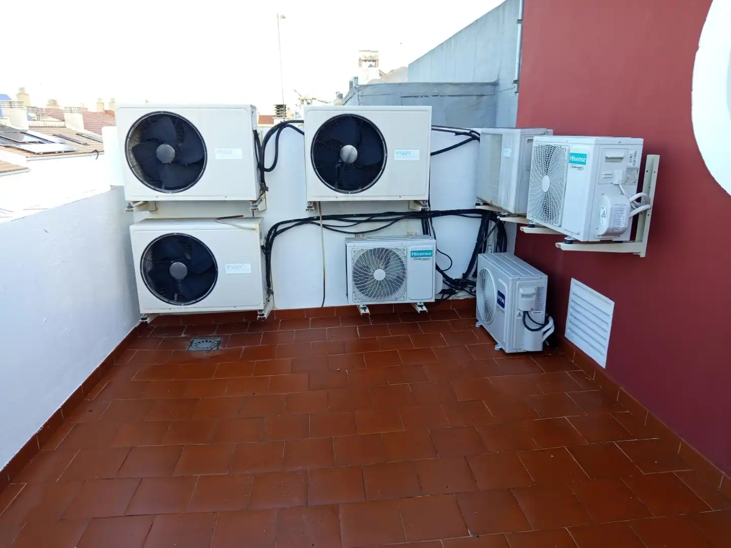 Vista exterior de Casa o xalet en venda en Jaén amb Aire condicionat, Calefacció i Jardí privat