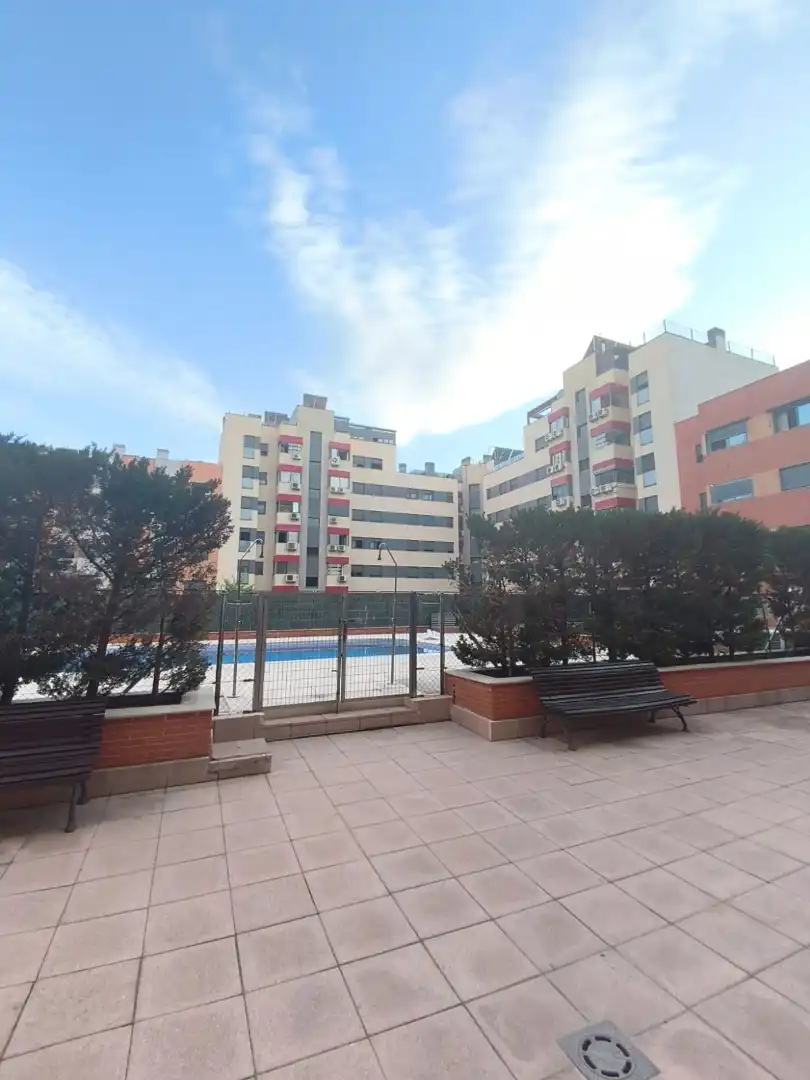 Flat with pool for sale in Calle Cardenal Vicente Enrique y Tarancón, imagen 4