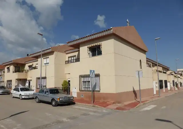 Vista exterior de Piso en venta en Totana