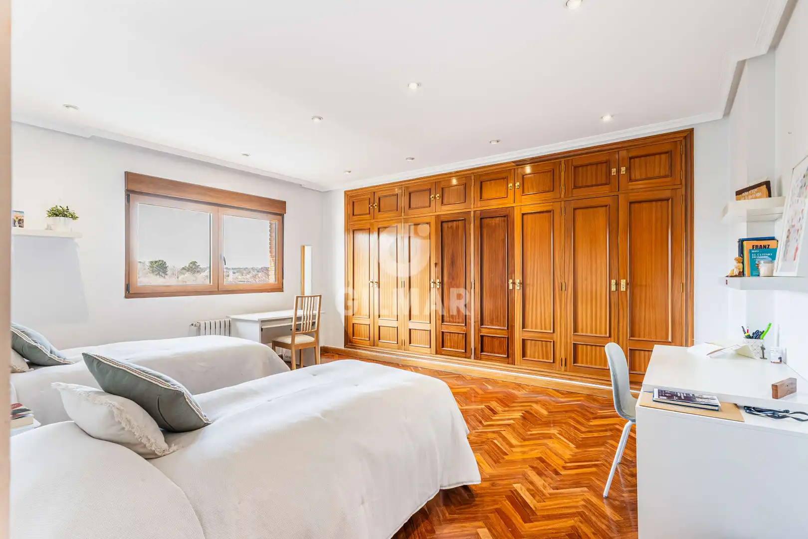 Habitación de Casa o chalet en venta en Pozuelo de Alarcón con Calefacción, Jardín privado y Piscina