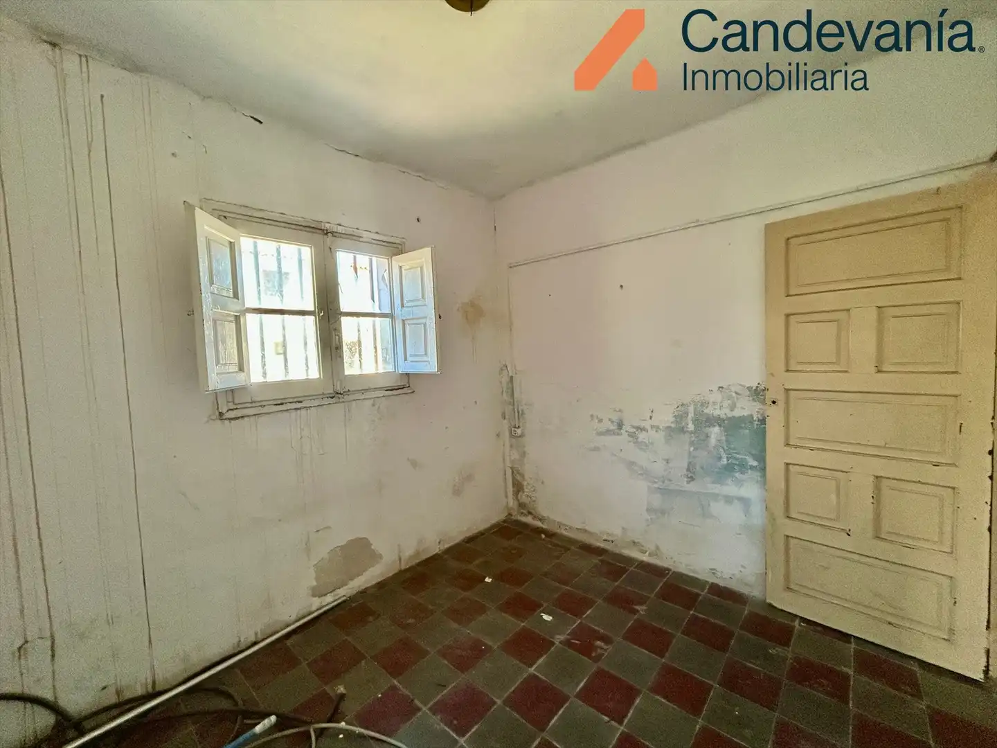 Cuina de Casa o xalet en venda en Zuera amb Jardí privat