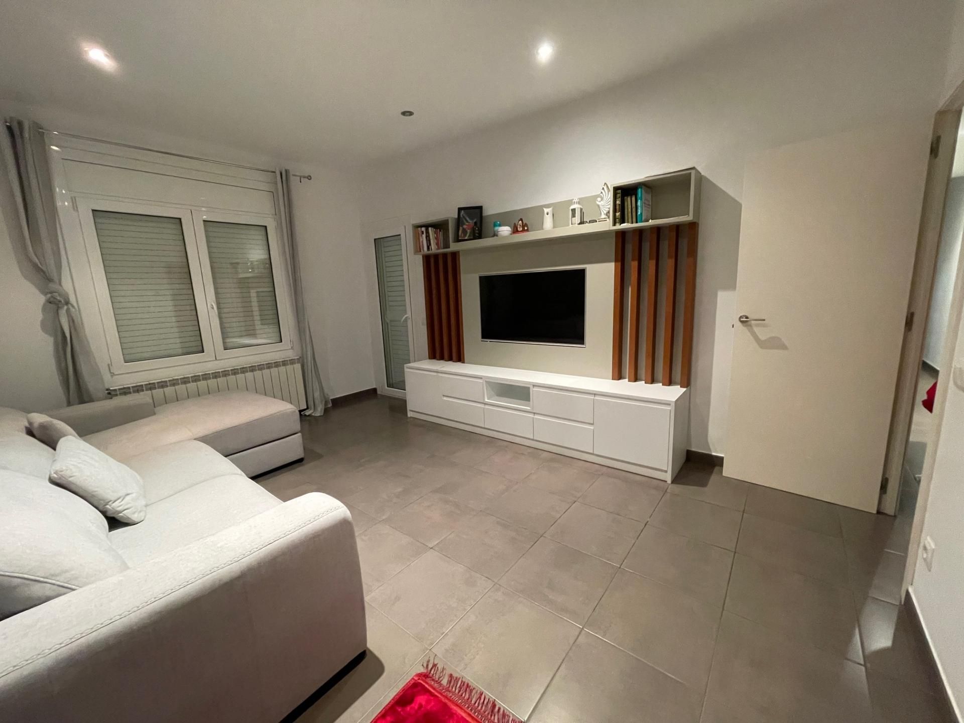 Sala d'estar de Pis en venda en Vic amb Calefacció