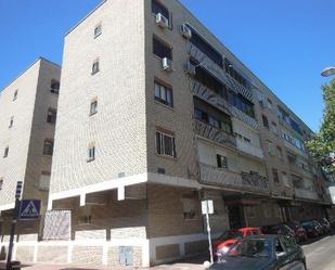 Vista exterior de Apartament en venda en Parla amb Calefacció i Terrassa