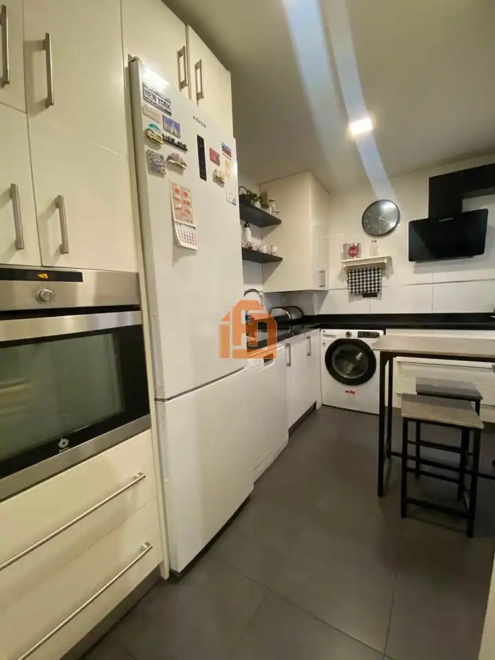 Cocina de Piso en venta en León Capital  con Calefacción y Terraza