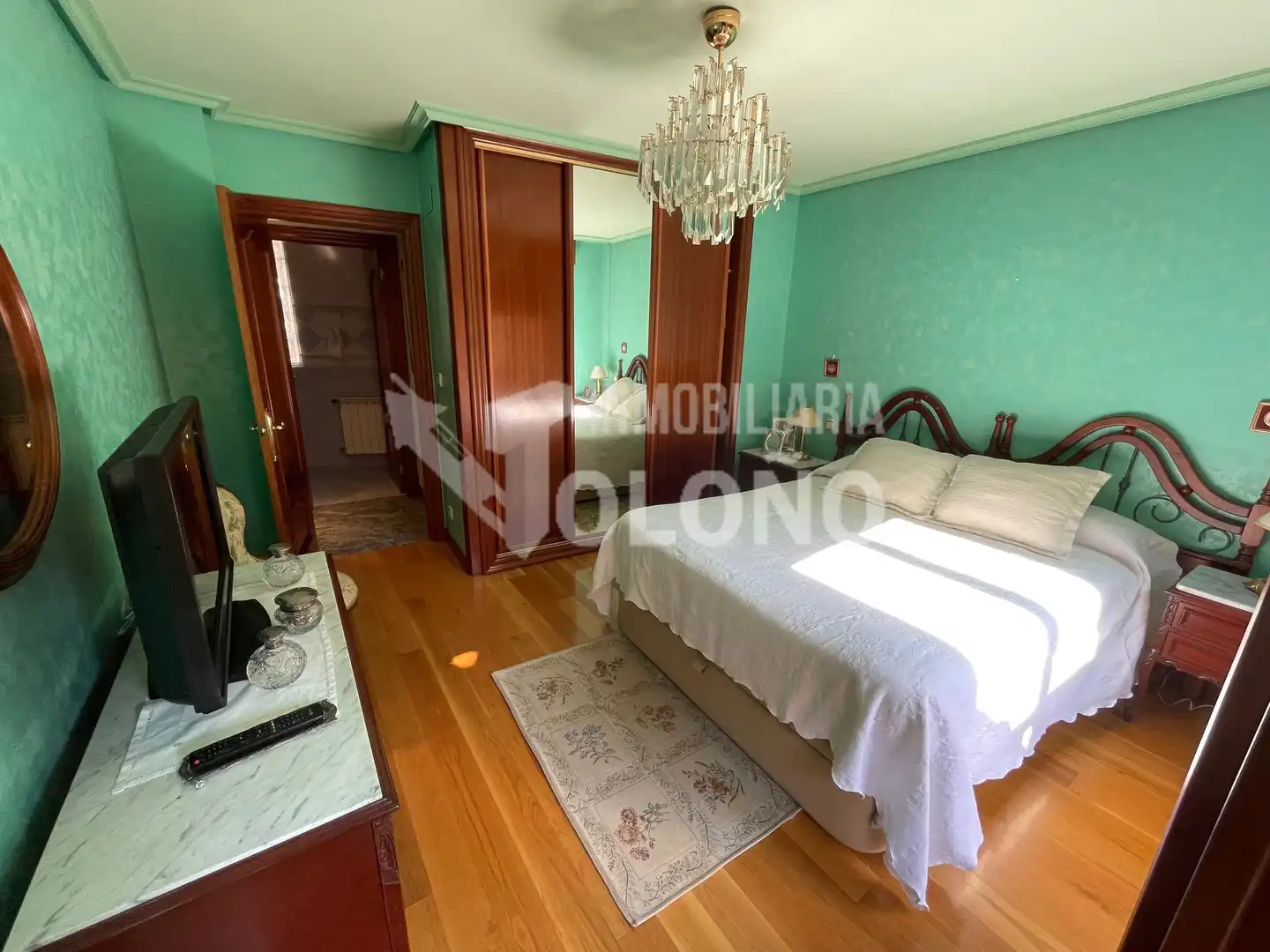 Habitación de Casa adosada en venta en San Asensio con Calefacción, Parquet y Trastero