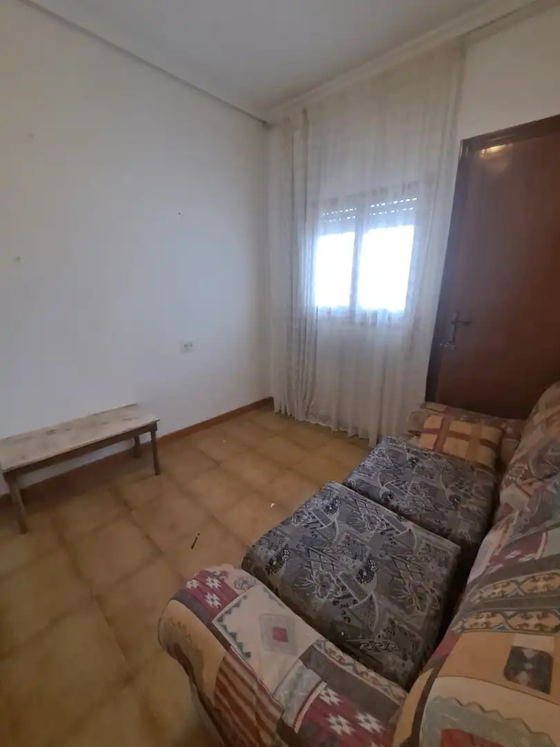 Dormitori de Casa o xalet en venda en Castellón de la Plana / Castelló de la Plana amb Traster, Moblat i Forn