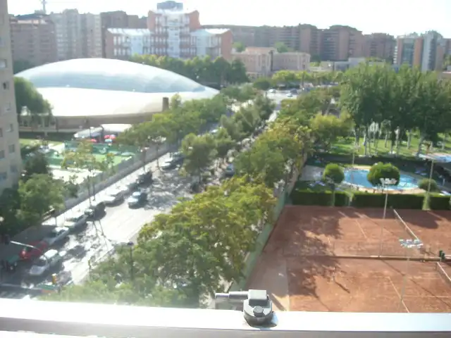 Exterior view of Flat for rent in Zaragoza  with Heating, Parquet flooring and Furnished