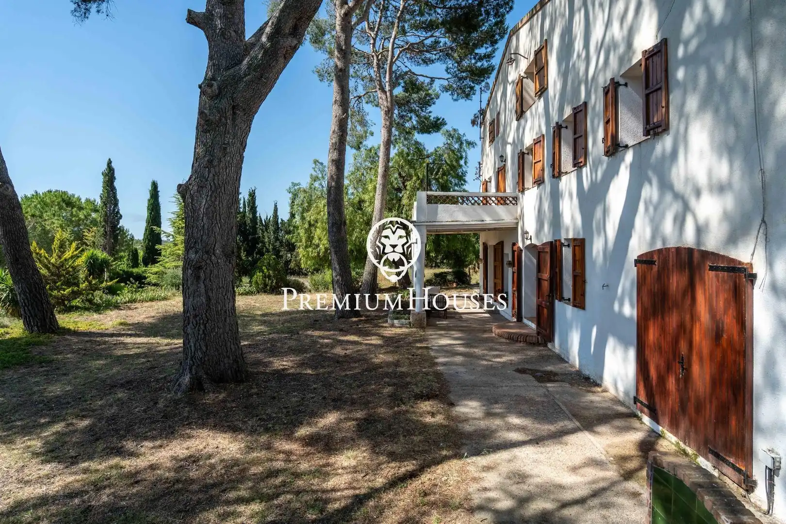Vista exterior de Finca rústica en venda en Vallmoll amb Calefacció, Terrassa i Traster