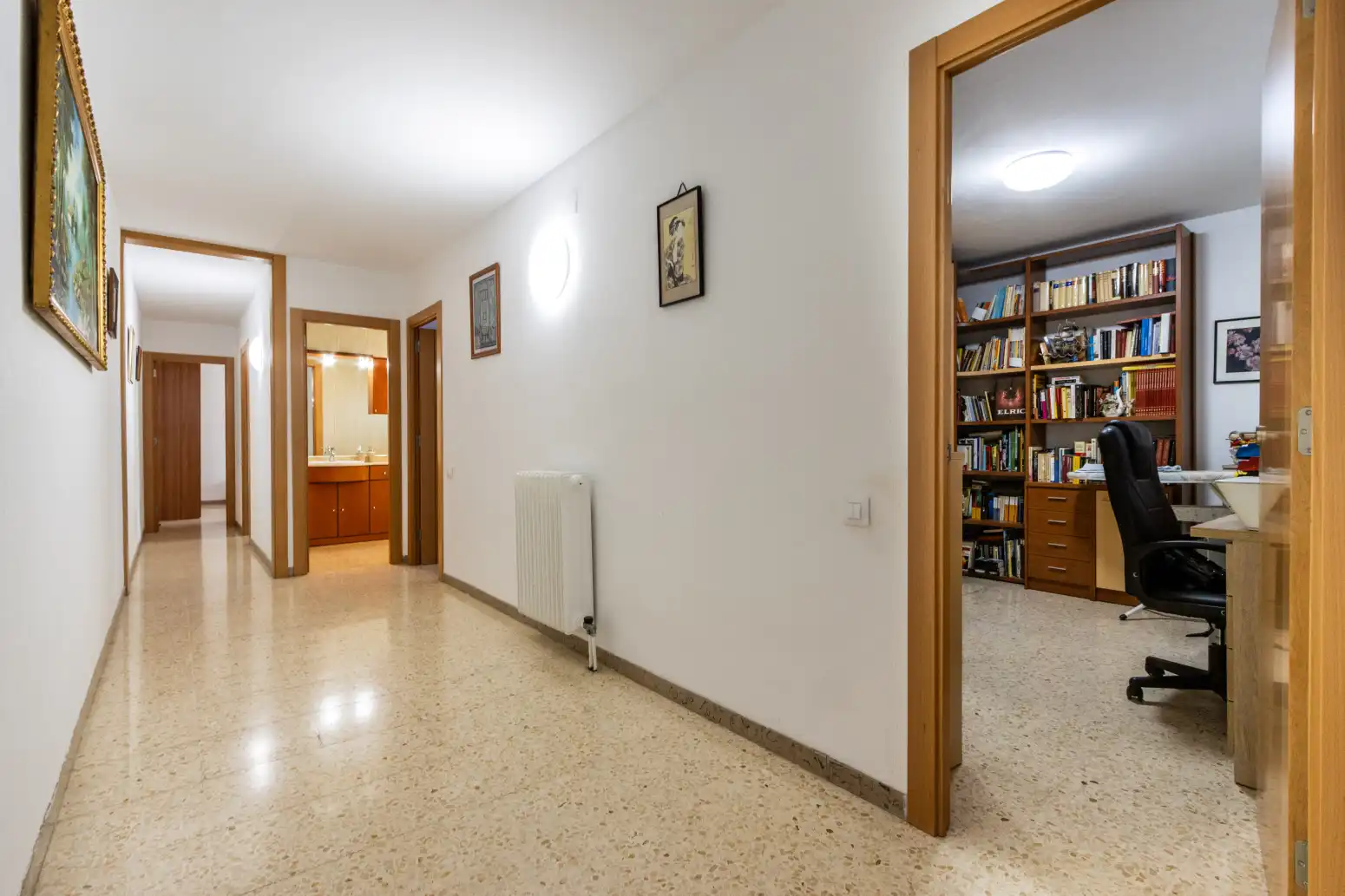Piso en venta en Terrassa con Calefacción y Balcón