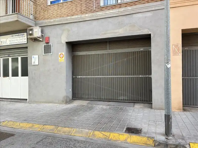 Parkplatz von Garage zum Verkauf in La Pobla de Farnals