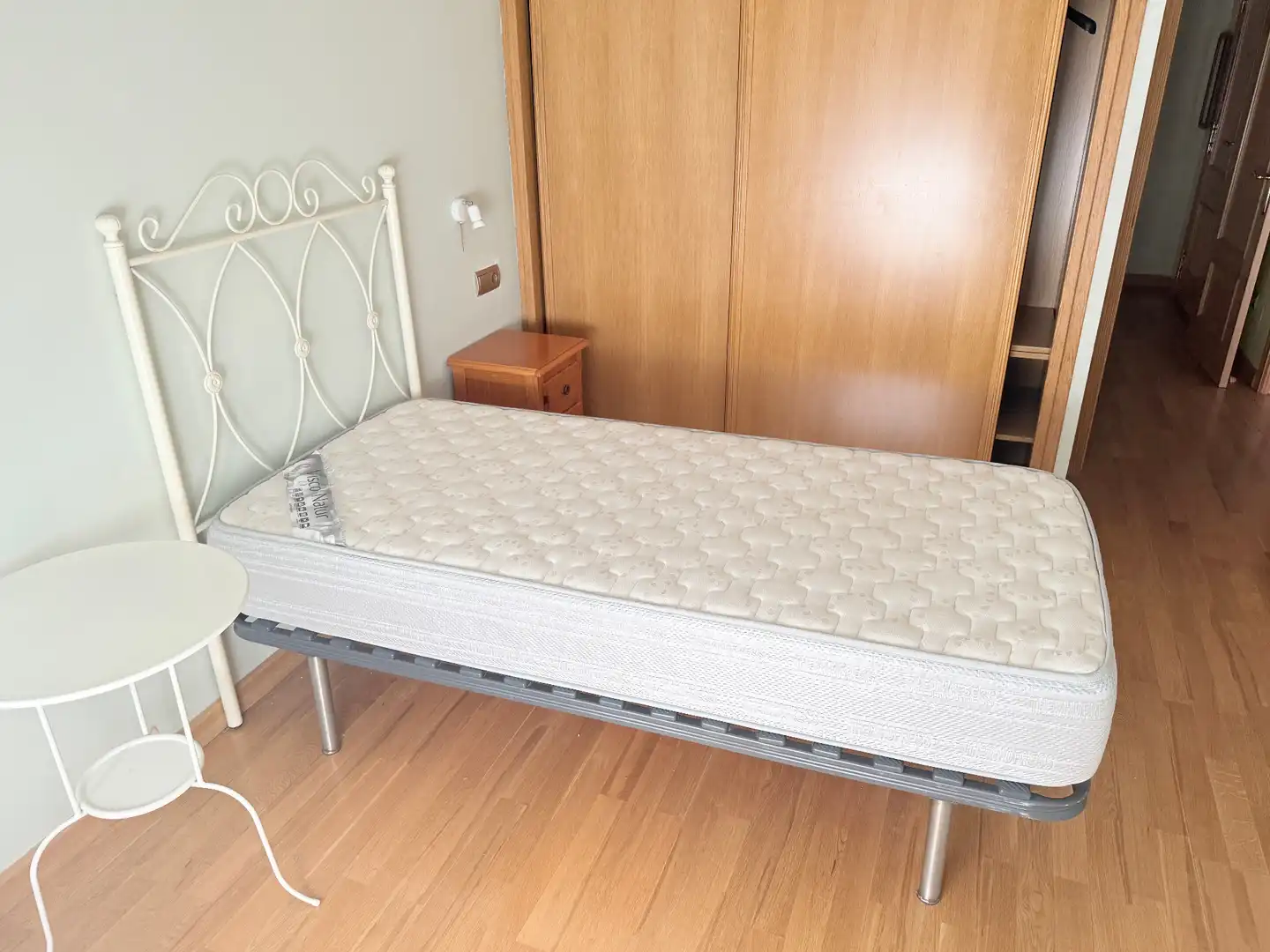 Bedroom of Flat for rent in Villaquilambre  with Heating, Furnished and Oven