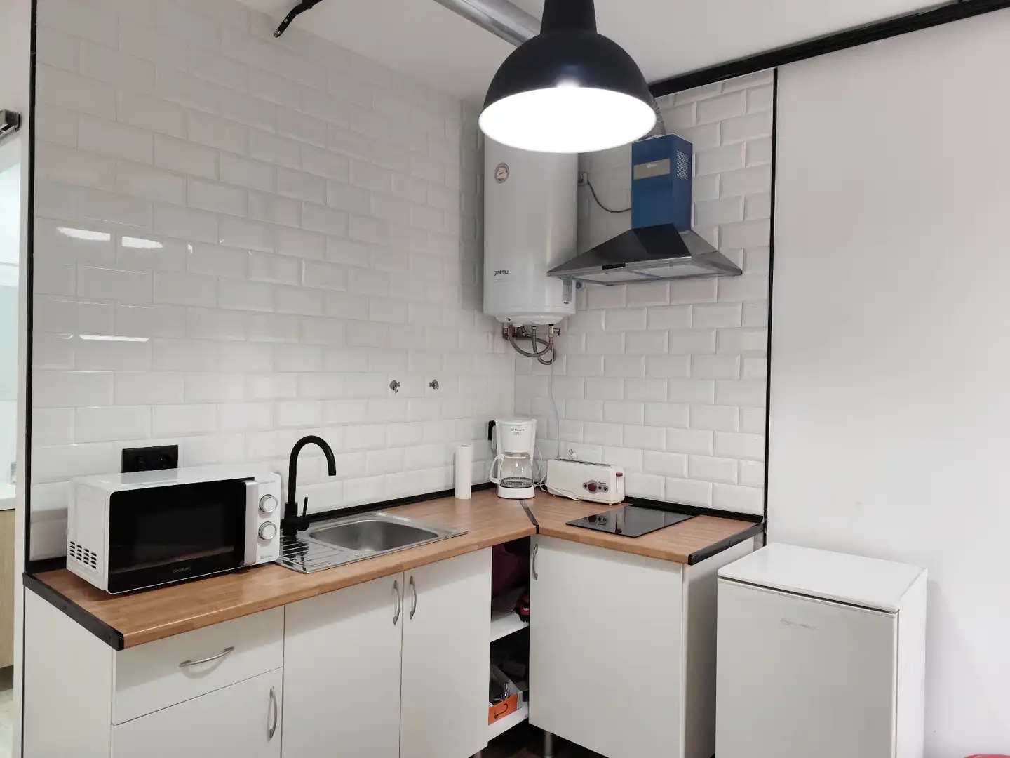 Cocina de Estudio de alquiler en Sanlúcar de Barrameda con Aire acondicionado, Calefacción y Amueblado