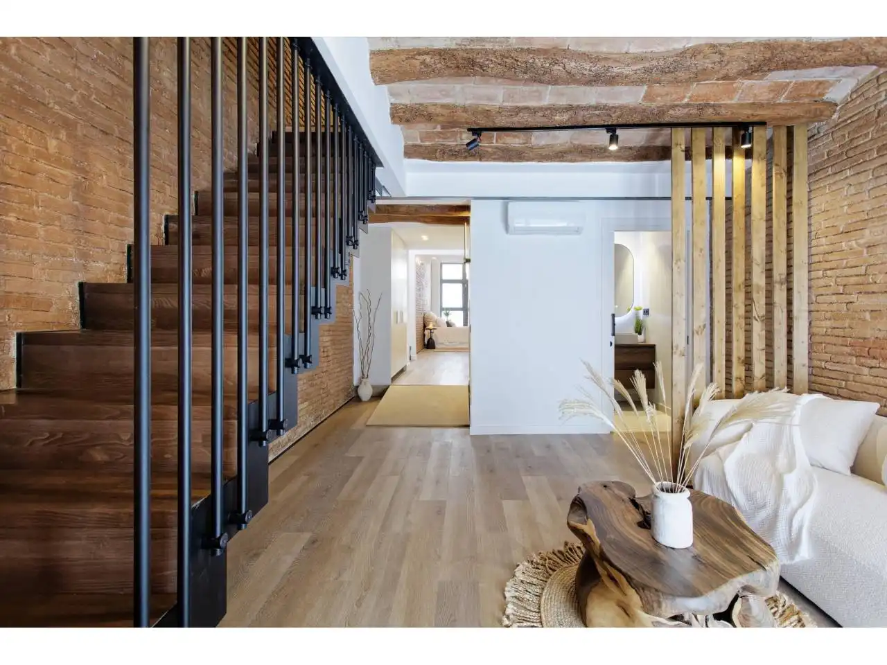 Duplexes for sale in Barcelona  with Air Conditioner, Heating and Parquet flooring