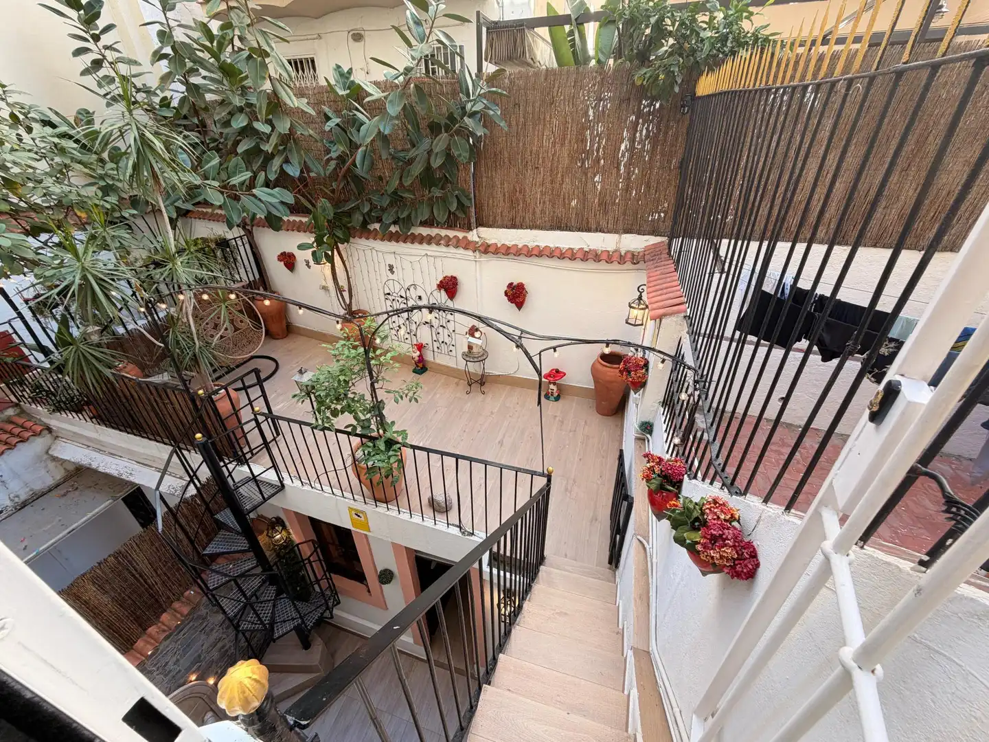 Terrasse von Maisonette zum Verkauf in Barcelona mit Klimaanlage, Terrasse und Balkon