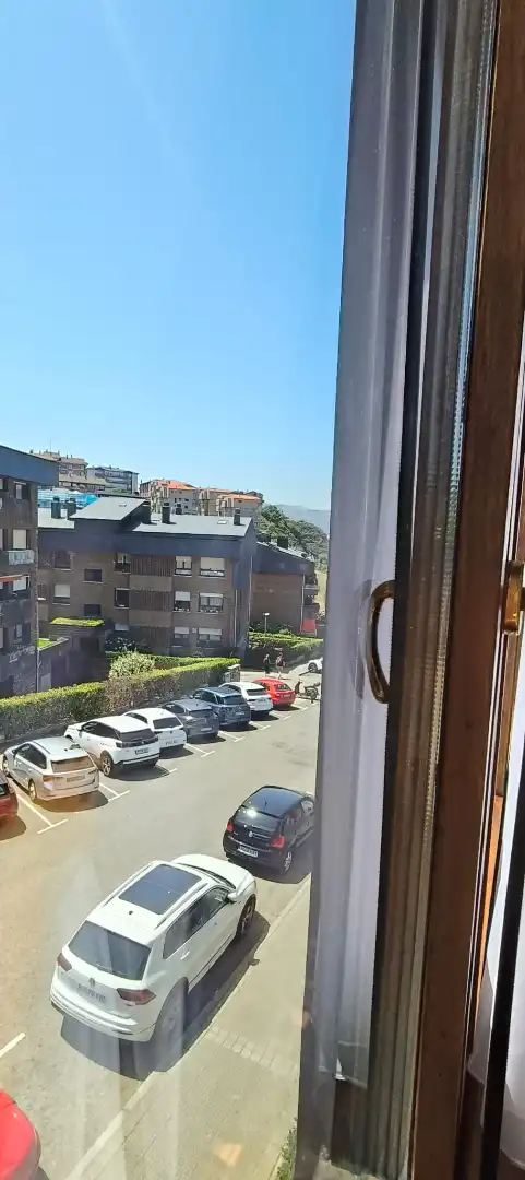 Vista exterior de Pis de lloguer en Getxo  amb Terrassa, Moblat i Balcó