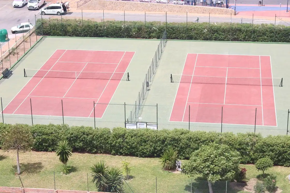 Aparcament de Apartament en venda en Torrox amb Aire condicionat, Calefacció i Piscina comunitària