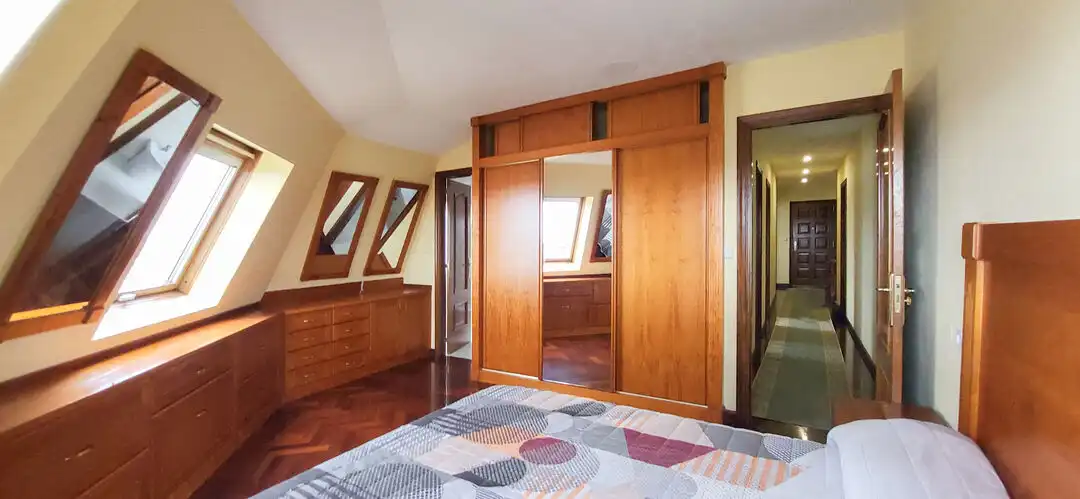 Bedroom of Flat for rent in Carballo  with Heating