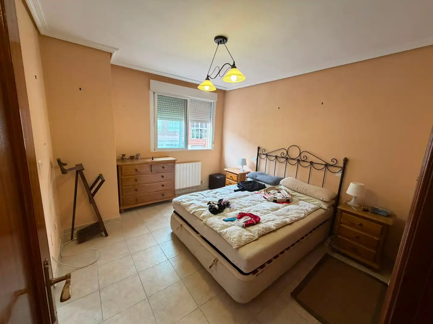 Dormitori de Casa adosada en venda en Valladolid amb Calefacció, Jardí privat i Terrassa