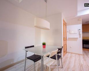 Menjador de Apartament per a compartir en  Valencia Capital amb Aire condicionat, Calefacció i Terrassa